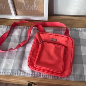 Baggallini Pocket Crossbody Bag in Hibiscus Pink Nylon Travel
